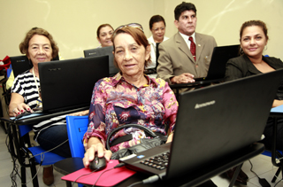 Curso-Bsico-Informatica-Idosos-CAAPA_11